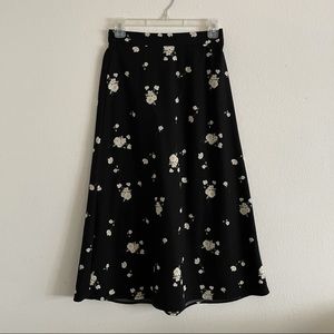 Elodie Black Floral Eloise Midi Skirt size S